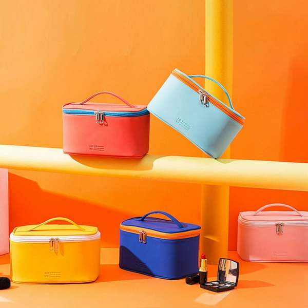 Portable Cosmetic Organizer with Integrated Makeup Brush Holder